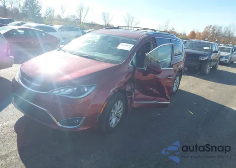 2019 Chrysler Pacifica Touring L from USA, damaged, VIN 2C4RC1BG3KR625211